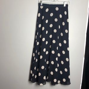 Ann Taylor polka dot skirt, moves with you!
